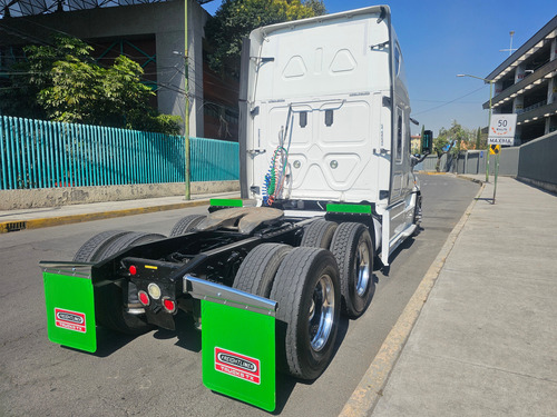 Tractocamion Freightliner Cascadia Isx Man 2016