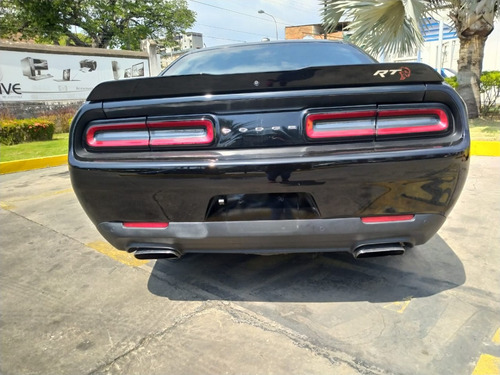 Imagen 5 de 13 de Dodge Challenger Rt