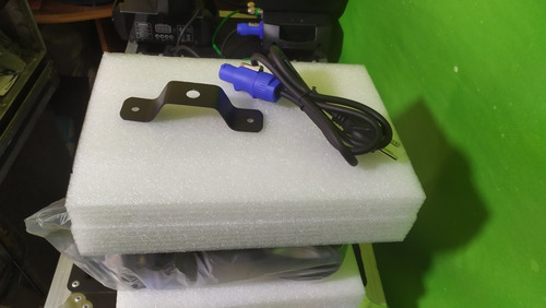 Cabezas Beam Moved Head 100w Prisma 18 Caras 8colores 8 Fig.