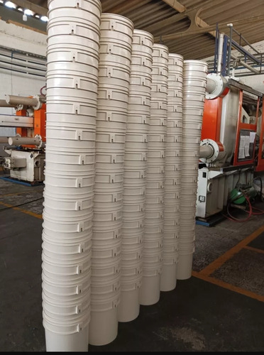 Envases De Cuñete Plásticos. Nuevos