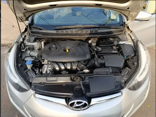 Hyundai Elantra 1.8 Gls Premium At