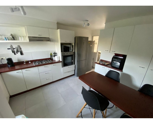 Propiedad Completamente Remodelada, Gran Oportunidad, Estanc