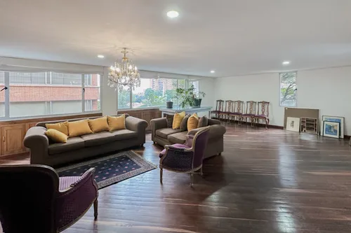 Apartamento En Venta En El Nogal. Cod V7510