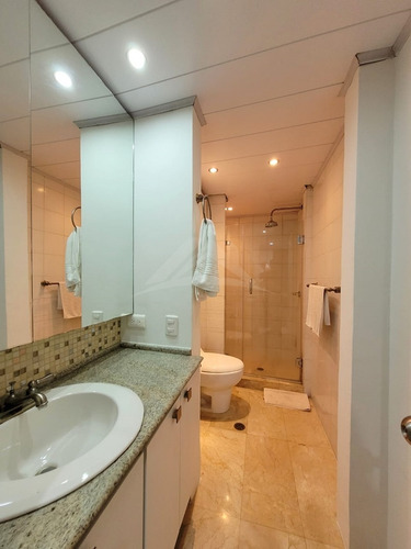 Imagen 8 de 15 de En Alquiler Hermoso Apartamento En El Cerro El Morro De Lecheria Res. La Siesta