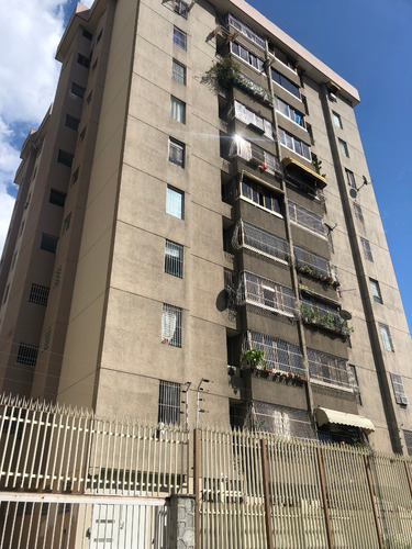 Se Vende Apartamento En La Urbina 