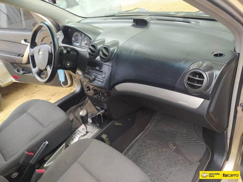 Chevrolet Aveo Lt - Automático