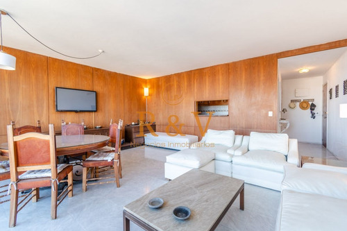 Imagen 4 de 23 de Apartamento De Dos Dormitorios En Venta Reciclado En Venta
