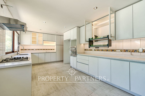 Sector Poniente, Casa Completamente Remodelada En ...