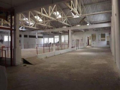 Imagem 2 de 26 de Galpão Com 1.750 M² De Área Construída. - 14303