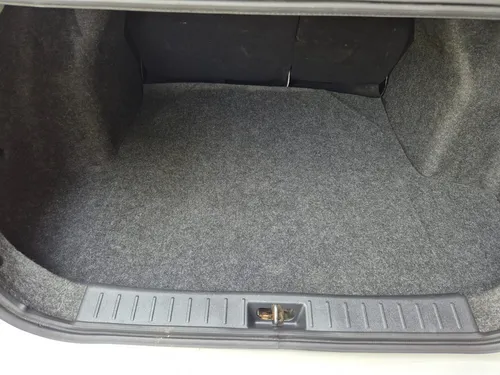 Nissan Versa 1.6 Advance Mt