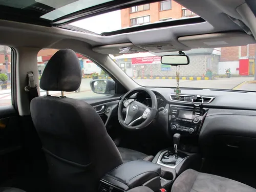 Nissan X-trail 4x2 2500cc At Aa