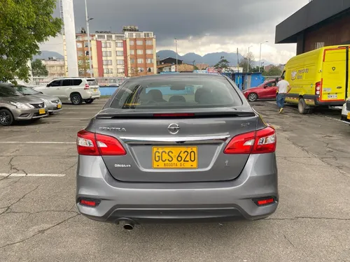 Nissan Sentra 1.8 B17 Fl Sr