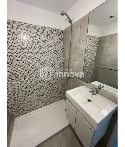 Imagen 10 de 11 de Duplex De 1 Dormitorio A Estrenar Con Patio, Vera Mujica 1200
