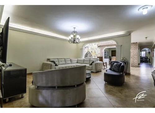 Casa En Venta En Laureles,medellín