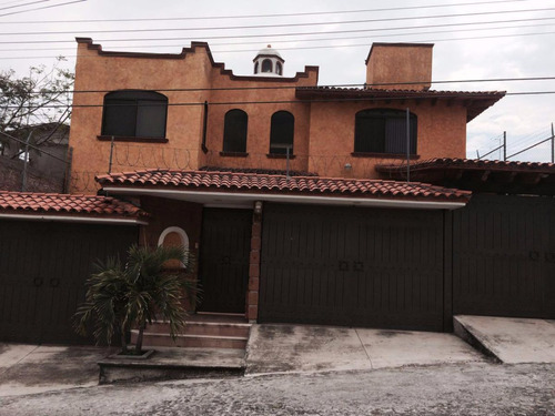 Venta De Hermosa Residencia En Cuernavaca