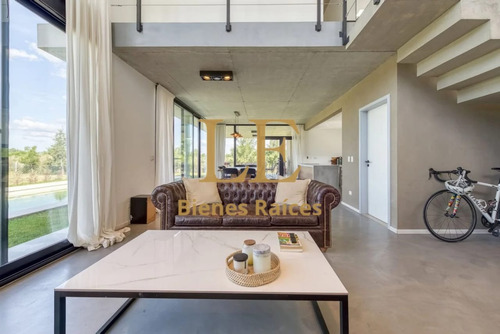 Casa En Venta Barrio Cerrado El Naudir