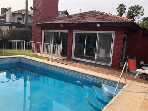 Venta Casa 5 Ambientes Country El Venado I- Con Piscina