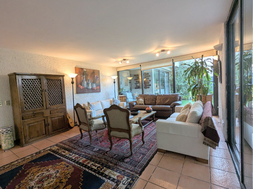 Casa En Condominio San Carlos De Apoquindo 4d+3b+serv.
