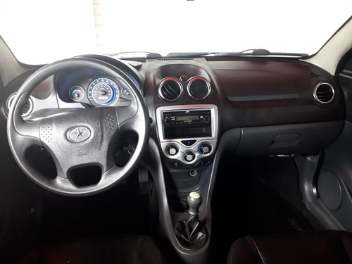 Jac J3 Turin Sedan 1.4 16v 4p Mec. 2012
