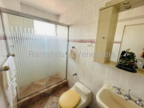 Excelente Apartamento En Venta, Urb. Calicanto, Maracay, 25-18243 Mv