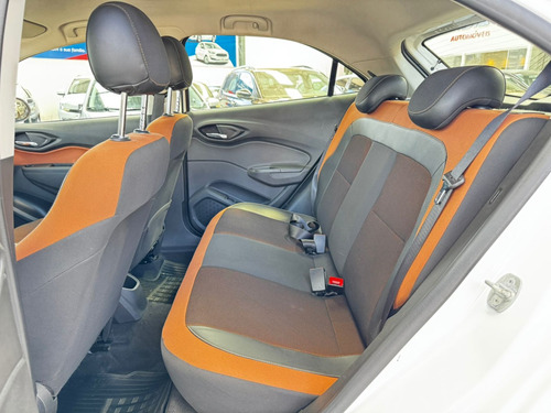 Chevrolet Onix 1.4 MPFI ACTIV 8V FLEX 4P MANUAL