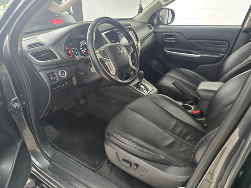Mitsubishi L200 2.4 Triton Sport Hpe S Cab. Dupla 4x4 Aut. 4p