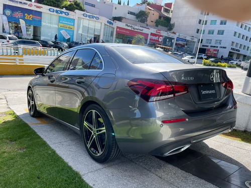 Imagen 6 de 15 de Mercedes Benz A200 Progressive 2020 Gris