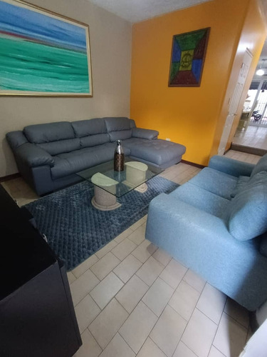 Leslie Ofrece En Venta O Alquiler Casa Trigal Norte Las Clavellinas Solo Clientes