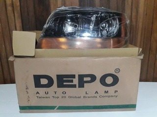 Faro Rh Jeep Gran Cherokee Laredo 99-04 (amarillo) Depo