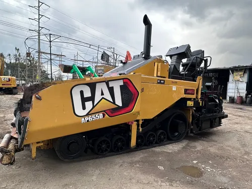Pavimentadora Caterpillar Ap 655 D 2012