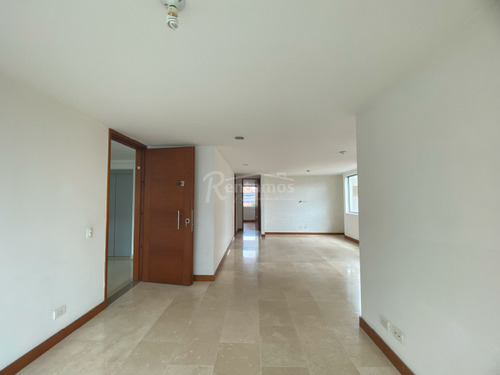 Apartamento En Arriendo En Santa Maria De Los Angeles. Cod A776166