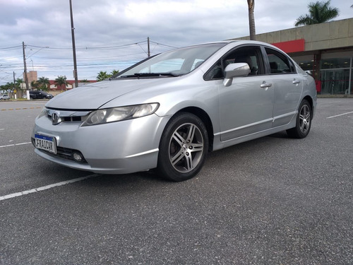 Imagem 1 de 6 de Honda Civic