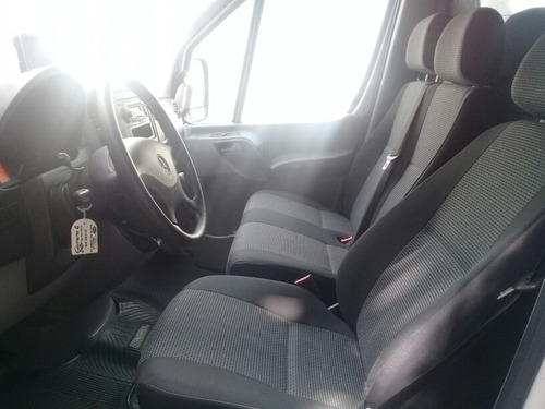 Imagen 4 de 7 de Mercedes Benz Sprinter 415 2016