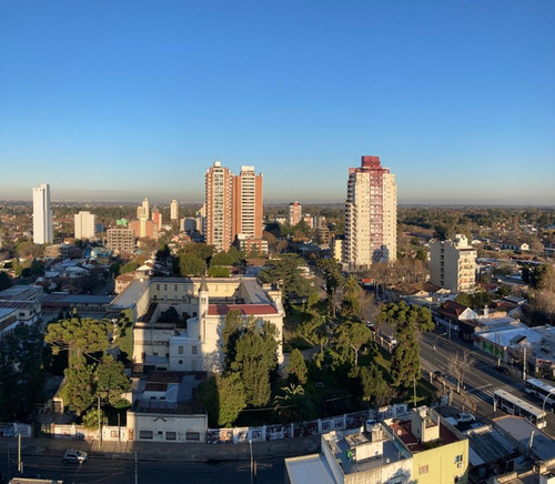Venta De Dto 3 Ambientes En El Edificio Newen