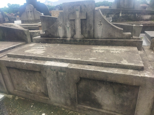 Jazigo Perpetuo No Cemitério São Francisco Xavier