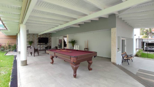 Imagen 8 de 8 de Yb 04149448811 A La Venta En Prados Del Este Moderna Casa