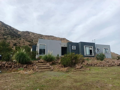 Casa De Un Piso Aislada, Gran Terreno, 5000 Metros