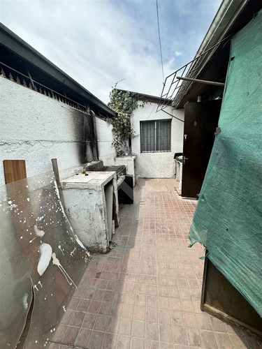 Casa En Venta De 3 Dorm. A Pasos De Metro Plaza Maipú