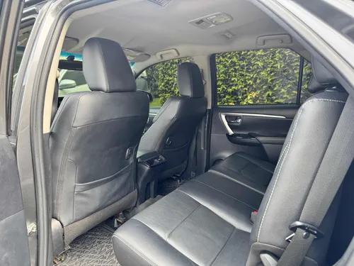 Toyota Fortuner 2.4 Street At 7As