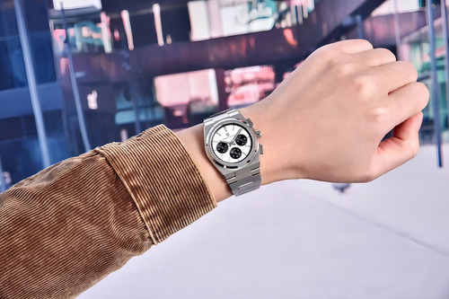 Reloj automático Pd 1761, cronógrafo Pd Prx, correa plateada, bisel plateado, fondo blanco