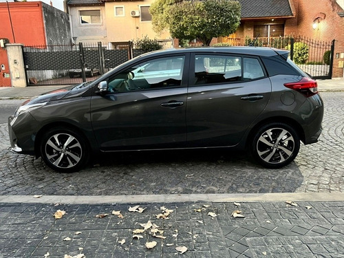 Imagen 8 de 12 de Toyota Yaris Xls Pack Cvt
