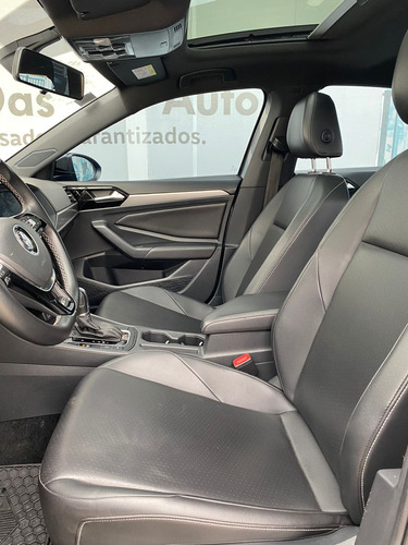 Imagen 10 de 14 de Volkswagen Jetta R-line 1.4l 150hp Tip 2019