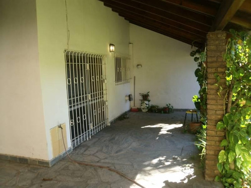Imagen 5 de 9 de Casa - San Isidro Retasada!!