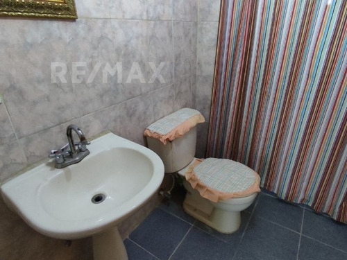 Imagen 12 de 13 de Re/max 2mil Vende Apartamento En Av. Juan Bautista Arismendi, Resd. Caracol