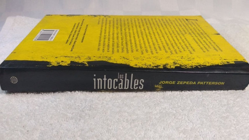 Los Intocables: Secretos De Personajes Intocables (Usado)
