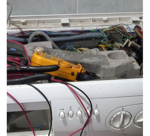 Reparación Instalación De Neveras Aire Lavadoras Secadoras.