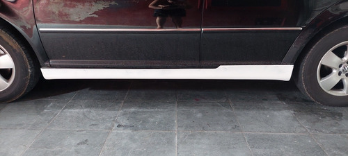 Spoiler Lateral Golf Mk4 R32 2 Portas