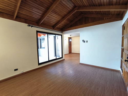 Venta Casa En Parque San Francisco Remodelada Y Ampliada