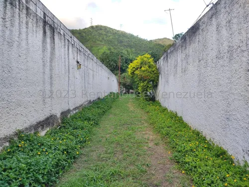 Casa En Venta En El Limon Brm