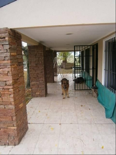 Venta - Casa Quinta Llamada La Deseada De 4 Ambientes